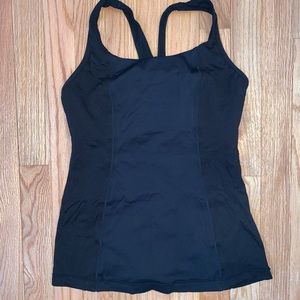 Lululemon Tank with Adjustable Built-in Bra sz 4